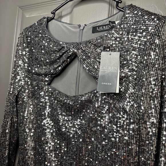 🥂Lauren Ralph Lauren New Sequined Twist Front Dress Silver and Grey Size 4 - Picture 6 of 16